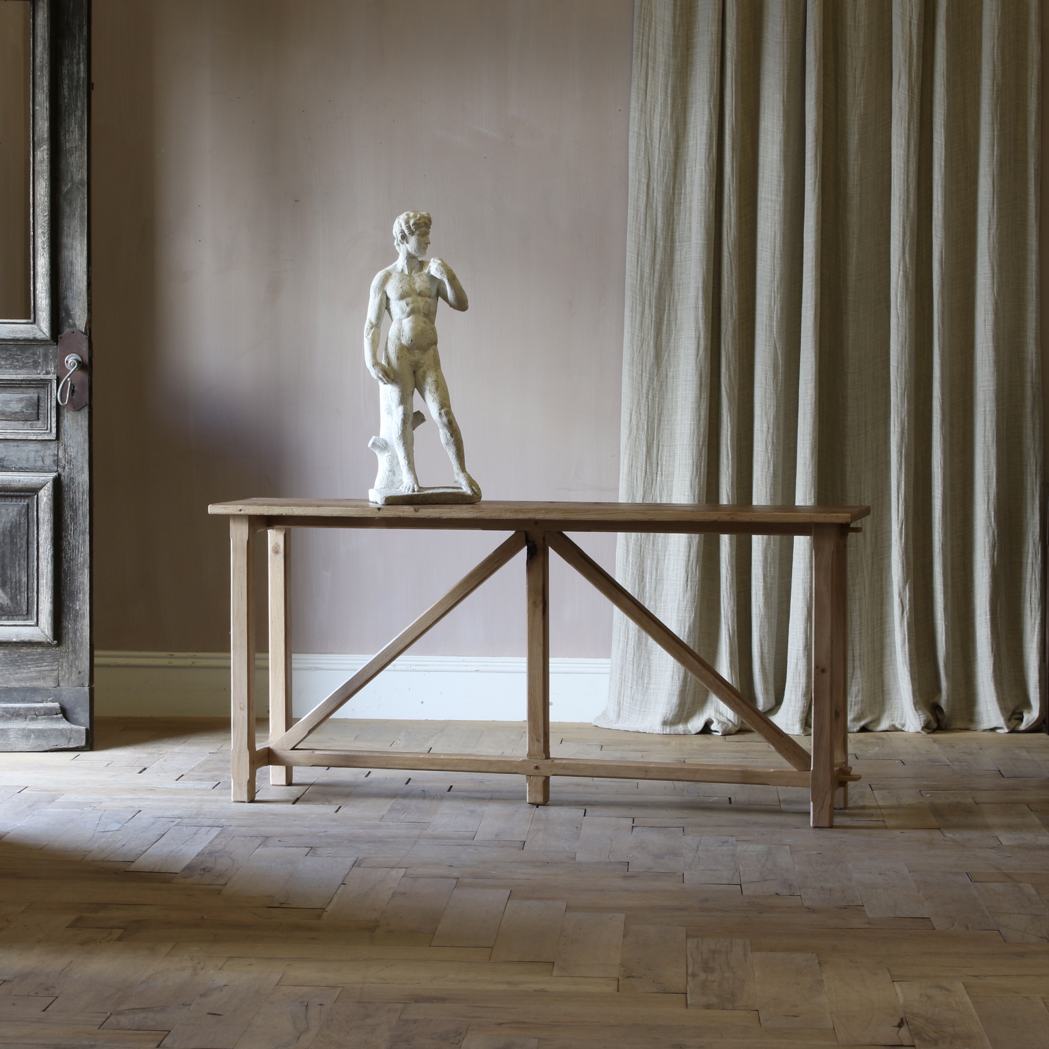 Avignon Side Table // JS Editions